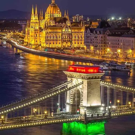 Golden Eye Apartment Budapest