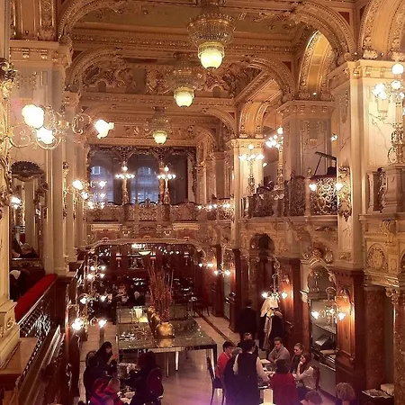 Golden Eye Budapeste